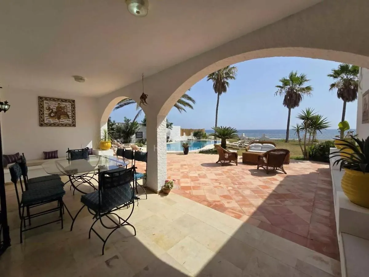 Location Saisonniere Villa Tantana Kasnadar